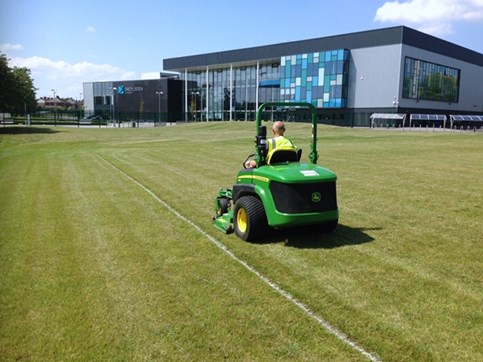 school grounds maintenance Leicestershire